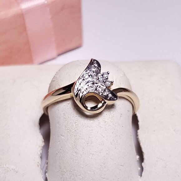 Estate .07cttw Natural Round Diamond Leaf and Swirl 14Kt Yellow Gold Ring #22634 - Picture 1 of 6